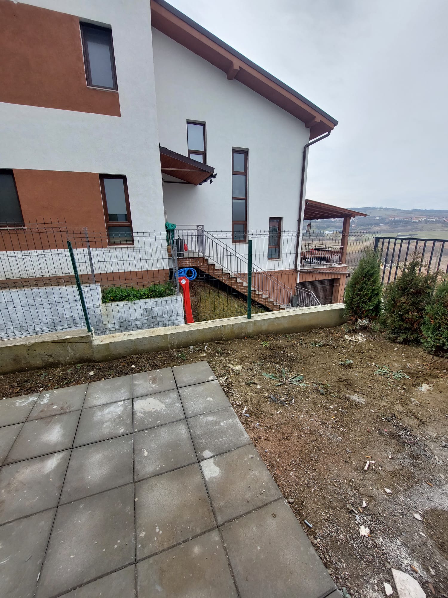 Eliberează-te de atmosfera sufocantă a zilei…acasă