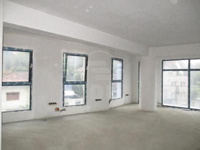 Birou de vânzare 9 incaperi, BICJ220253-3