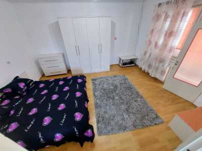 Apartament de Închiriere 3 camere, APCJ323925-2