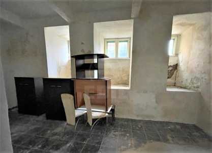 Spațiu comercial de vânzare 2 incaperi, SCCJ327143