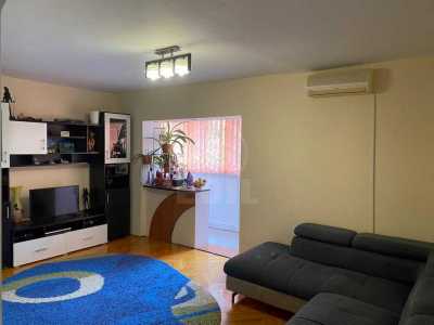 Apartament de Închiriere 4 camere, APCJ334166