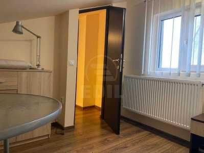 Apartament de Închiriere 4 camere, APCJ337857-3