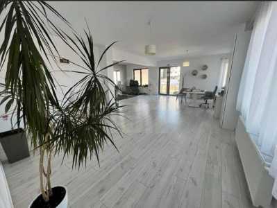 Spațiu comercial de vânzare 3 incaperi, SCCJ340098