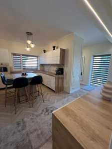 Casa de Închiriere 4 camere, CACJ341302-11