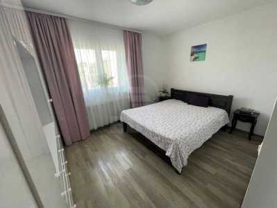 Apartament de vânzare 3 camere, APCJ348688
