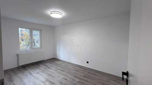 Apartament de vânzare 3 camere, APCJ349117-4