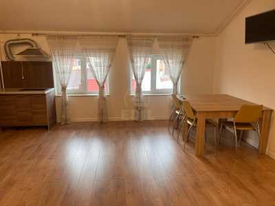 Birou de Închiriere o incapere, BICJ246270FLO-4