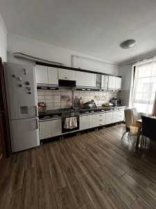 Apartament de vânzare 4 camere, APCJ350974