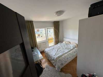 Apartament de Închiriere 3 camere, APCJ352146