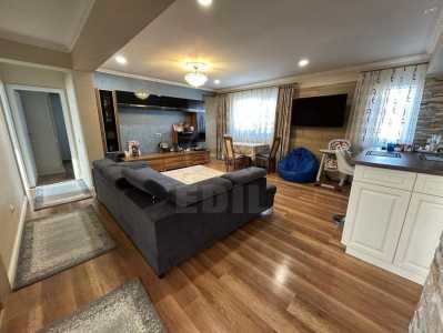 Apartament de vânzare 4 camere, APCJ351981