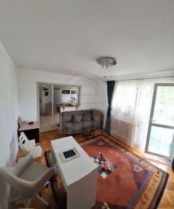 Apartament de vânzare 3 camere, APCJ352010
