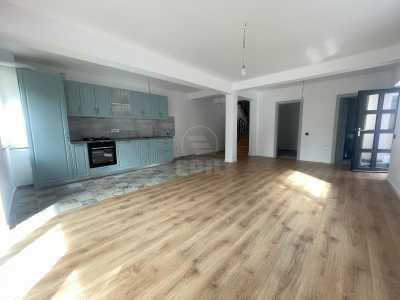 Casa de Închiriere 4 camere, CACJ353617