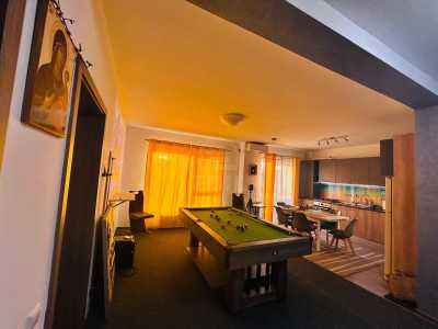 Apartament de vânzare 3 camere, APCJ246597FLO