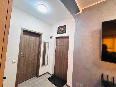 Apartament de vânzare 3 camere, APCJ246597FLO-16