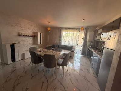 Apartament de vânzare 3 camere, APCJ246642FLO-3