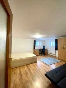 Apartament de Închiriere 4 camere, APCJ355653-3