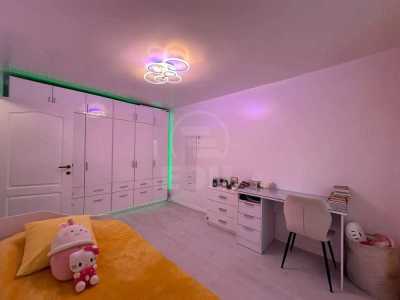 Apartament de vânzare 3 camere, APCJ355819-4