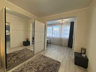 Apartament de vânzare 2 camere, APCJ246944FLO-1