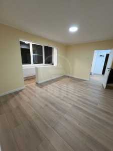 Apartament de vânzare 3 camere, APCJ357011