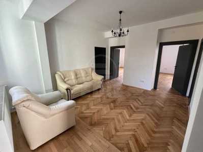 Birou de Închiriere 5 incaperi, BICJ357016-1