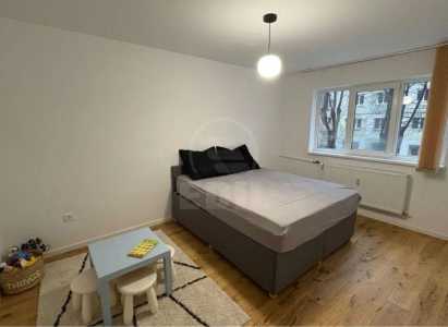 Apartament de vânzare 3 camere, APCJ358834-2