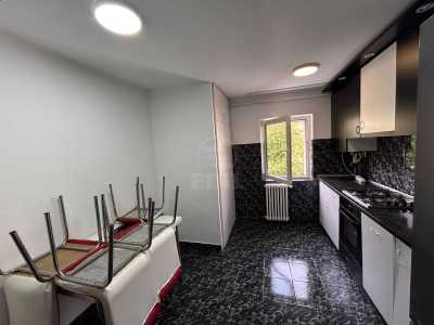 Apartament de Închiriere 4 camere, APCJ359126-6