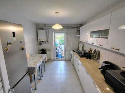 Apartament de Închiriere 3 camere, APCJ359308-1