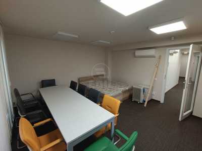 Commercial space for rent 6 rooms, SCCJ242304FLO-1