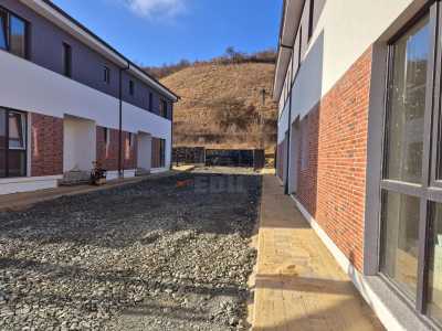 House for sale 4 rooms, CACJ246363FLO-2