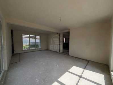 House for sale 4 rooms, CACJ247121FLO-8