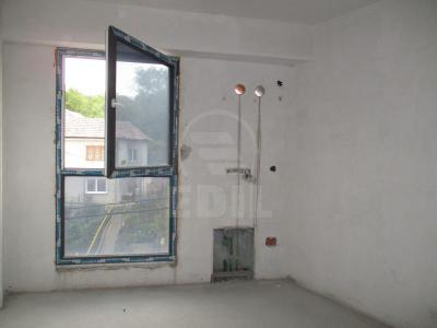 Bureau de vente 9 chambres, BICJ220253-4