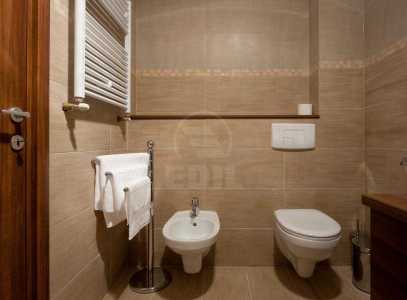 Espace commercial de vente 43 chambres, SCBH286124-7