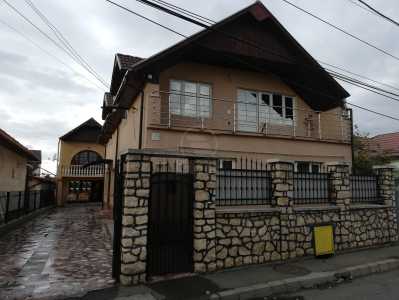 Maison de vente 5 chambres, CACJ305937