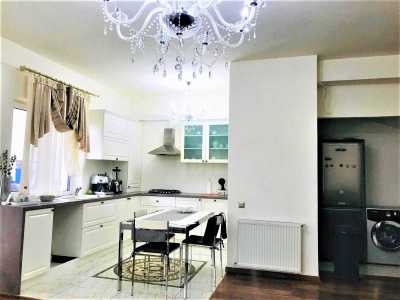 Maison de vente 5 chambres, CACJ318057-2