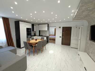 Appartement de vente 3 chambres, APCJ240003FLO-1