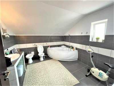 Maison de vente 5 chambres, CACJ324740-8