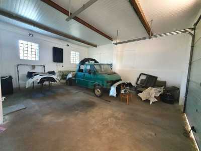 Espace commercial de vente 3 chambres, SCCJ325201-2