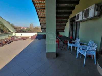 Espace commercial de vente 10 chambres, SCCJ325662-8