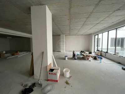 Espace commercial de vente 5 chambres, SCCJ325656-7