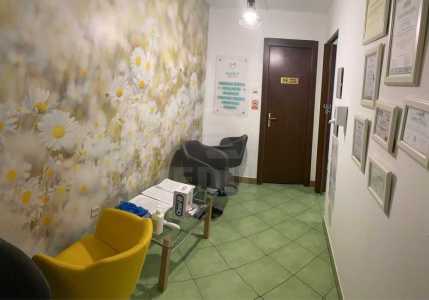 Espace commercial de vente 2 chambres, SCCJ326852-3