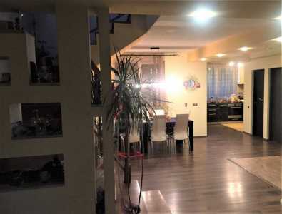 Maison de vente 5 chambres, CACJ327911-6