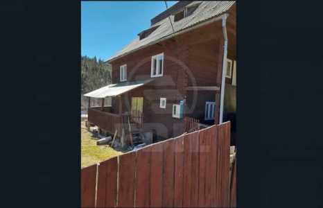 Chalet de vente 3 chambres, CBCJ242128FLO-2