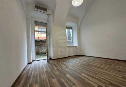 Espace commercial de vente un chambre, SCCJ342201-4