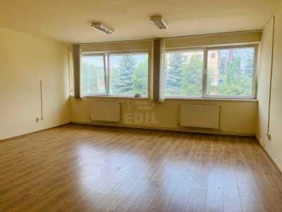 Bureau de louer 4 chambres, BICJ343485-6