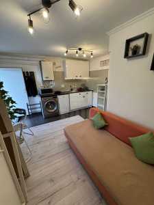 Studio de vente, GACJ346255-1