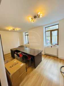 Bureau de louer 4 chambres, BICJ347328-4