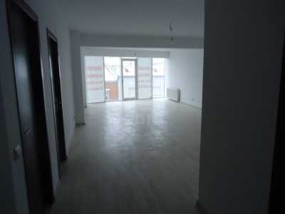 Bureau de louer 3 chambres, BICJ348360