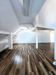 Bureau de louer 5 chambres, BICJ349252
