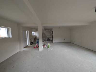 Maison de vente 4 chambres, CACJ246370FLO-5