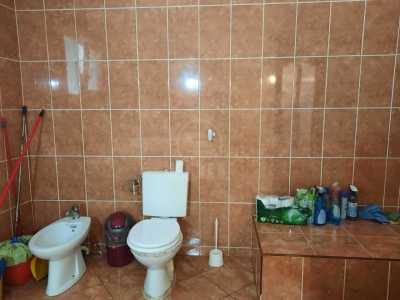 Espace commercial de louer 3 chambres, SCCJ351294-7